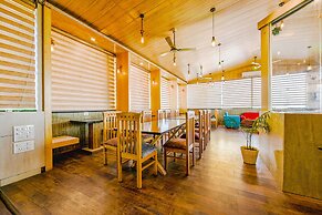 Fabhotel Prime Happy Feet Luxury Homestay