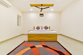 Fabhotel Bhanwar Niwas