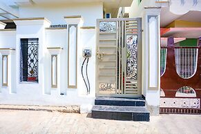 Fabexpress Aditya Guest House