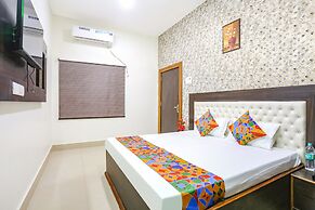 Fabexpress Aditya Guest House