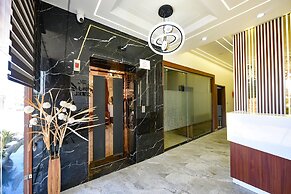 Fabhotel Prime The Posh