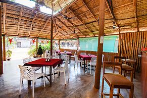 Fabhotel Resort Yogi