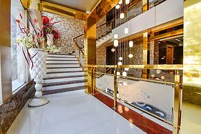 Fabhotel Prime Maya Palace