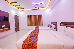 Fabhotel Sri Ram Comforts