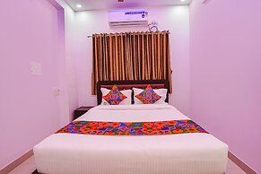 Fabhotel Sri Ram Comforts