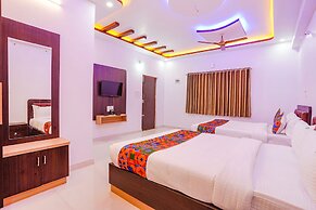Fabhotel Sri Ram Comforts