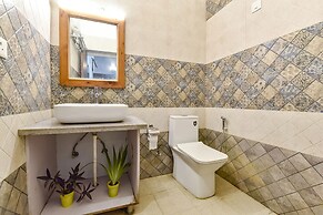 Fabhotel Kk Residency