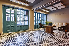 Fabhotel Kk Residency