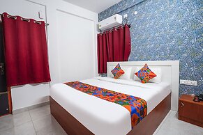 Fabhotel Royal Platinum Suites