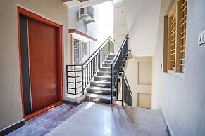 Fabhotel Royal Platinum Suites