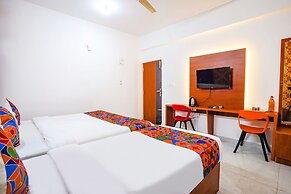 Fabhotel Royal Platinum Suites