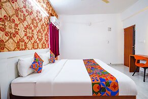 Fabhotel Royal Platinum Suites