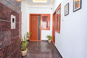 Fabhotel Royal Platinum Suites