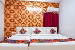 Fabhotel Royal Platinum Suites