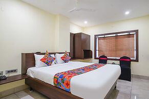 Fabhotel Gvr Grand