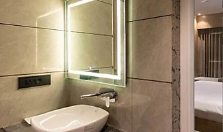 Fabhotel Morjim Cottages