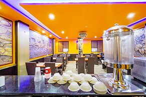 Fabhotel Green View Palace