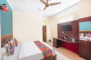 Fabhotel Green View Palace