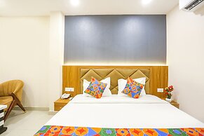FabHotel Hari Kunj 900 m from Kashi Vishwanath Temple