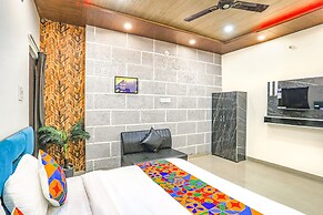 Fabhotel Universal Stay Inn