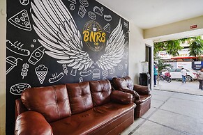 Fabhotel Unique Suites