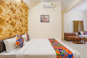 Fabhotel Grand Vista Inn