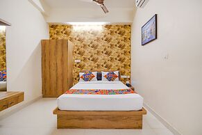 Fabhotel Grand Vista Inn