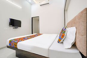 Fabhotel Saroj Inn