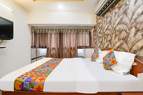 Fabhotel Saroj Inn