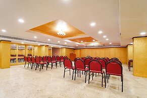 Fabhotel Seven Olives