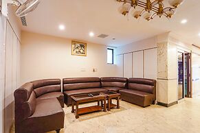 Fabhotel Seven Olives