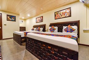 Fabhotel Resort Royal Garden Retreat