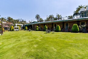 Fabhotel Resort Royal Garden Retreat