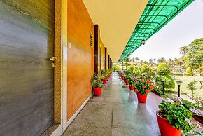 Fabhotel Resort Royal Garden Retreat