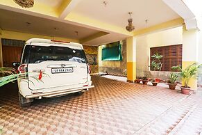 FabHotel The Hudco Grand