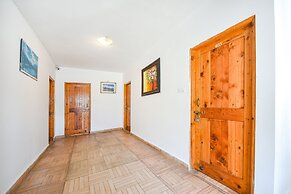 Fabhotel Kanchnikoot