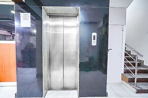 Fabhotel Century Gardens