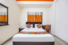 Fabhotel Century Gardens