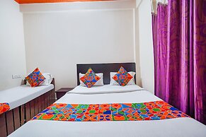 Fabhotel Century Gardens