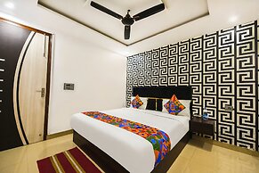 Fabhotel The Royal Residency