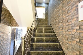 Fabhotel The Royal Residency