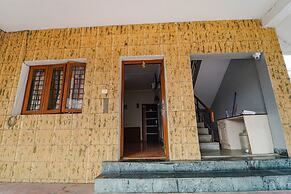 Fabhotel Nest Inn Service Apartment