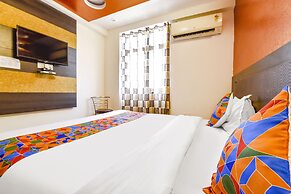 Fabhotel Sanjay Palace