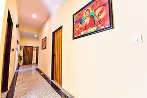 Fabhotel Golden Manor Inn