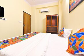 Fabhotel Golden Manor Inn