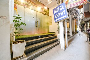 Fabhotel Palm Majestic