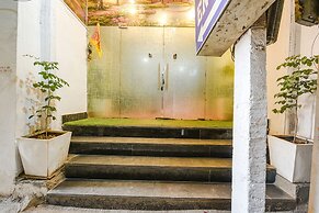 Fabhotel Palm Majestic