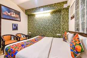 Fabhotel Palm Majestic