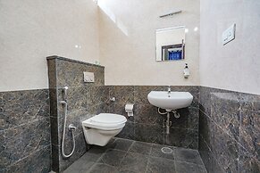 Fabhotel Emirates Inn