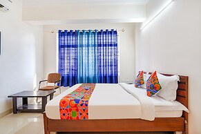 Fabhotel Emirates Inn